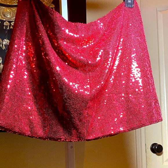Astr Red Sequin Mini Skirt - Picture 1 of 4